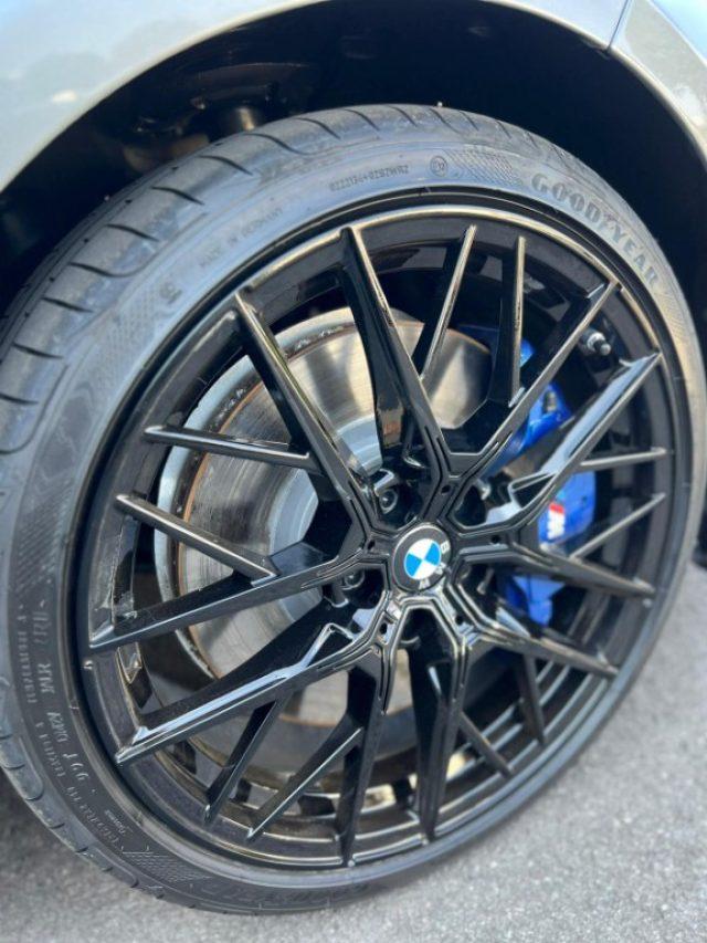 BMW M135 i xDrive M Sport - Carbon Look