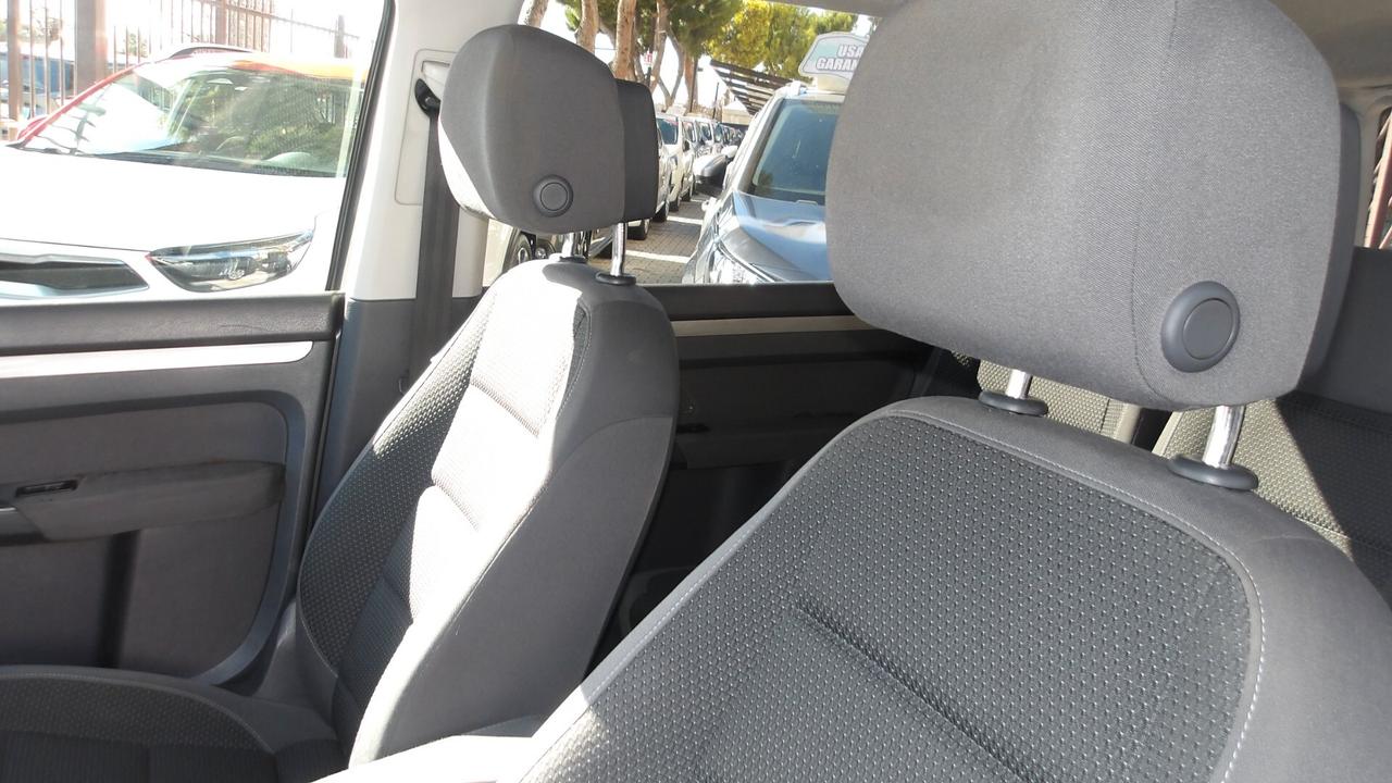 VOLKSWAGEN TOURAN 1.6 MTJ-7 POSTI-PREZZO PROMO!