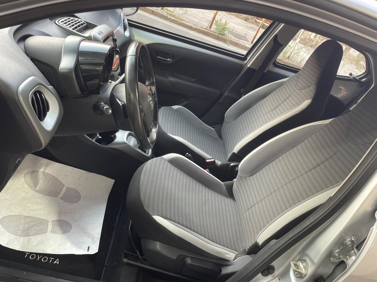 Toyota Aygo Connect 1.0 VVT-i 72 CV 5 porte Cambio Automatico 2020
