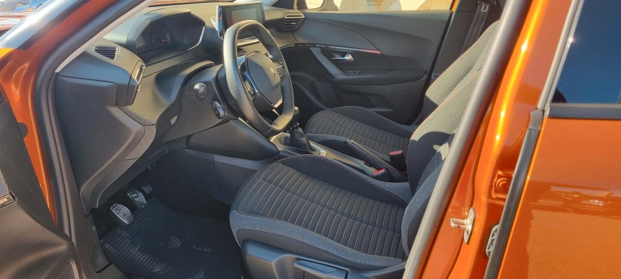 Peugeot 2008 BlueHDi 100 SOLO 30MILA KM