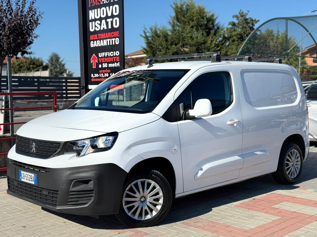 Peugeot Partner BlueHDi 100CV IVA ESPOSTA