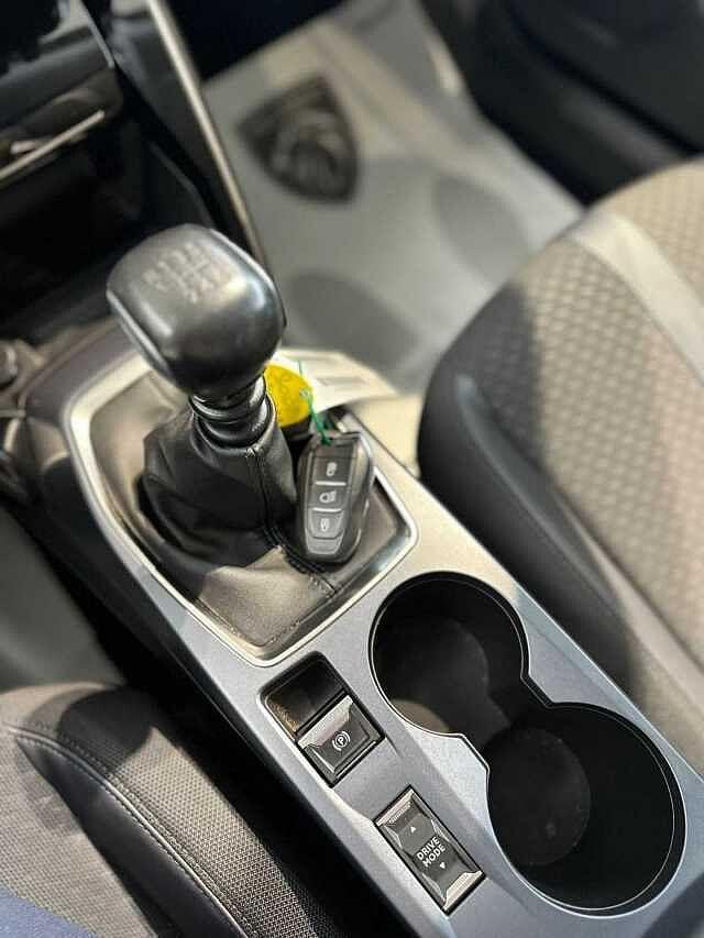 Peugeot 2008 PureTech 100 S&S Allure