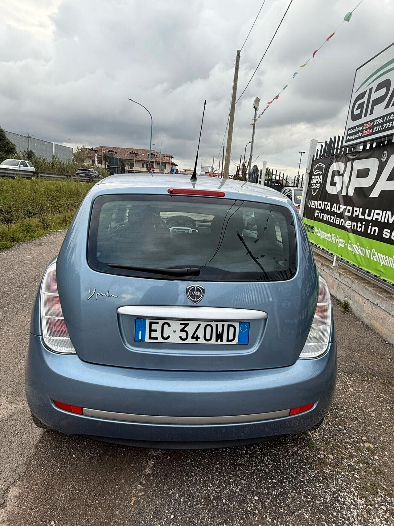Lancia Ypsilon 1.2 Versus