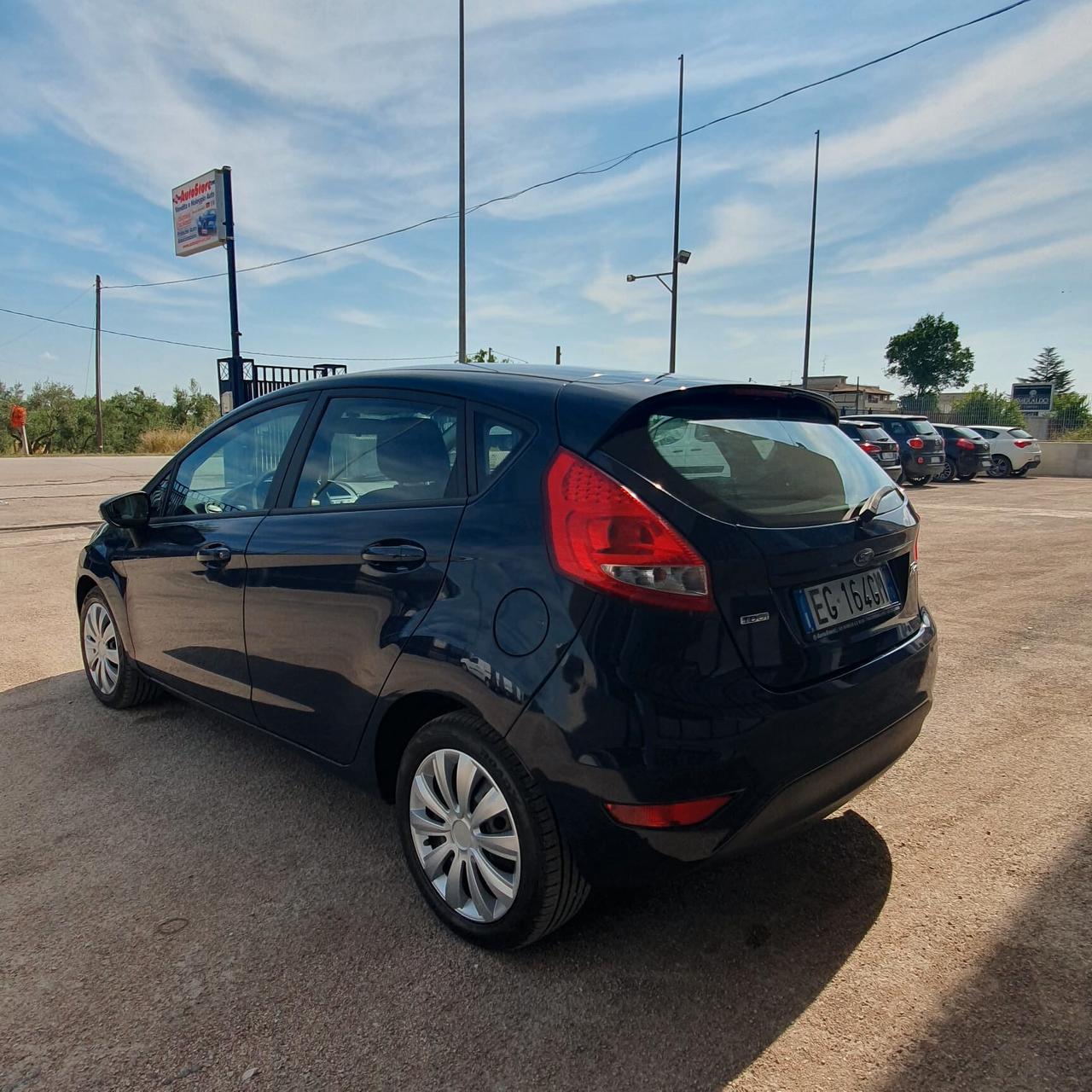 Ford Fiesta 1.4 TDCi 70CV 5 porte