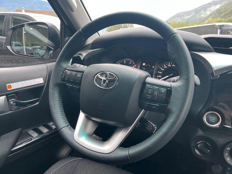 Toyota Hilux doppia cabina Lounge 2.4 cc automatico