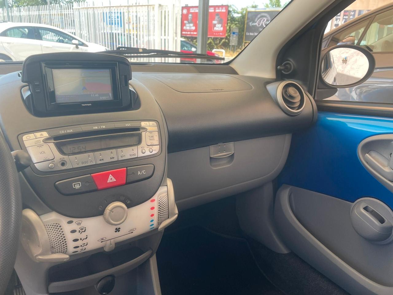Toyota Aygo 1.0 12V VVT-i 3 porte Deep Ocean Connect
