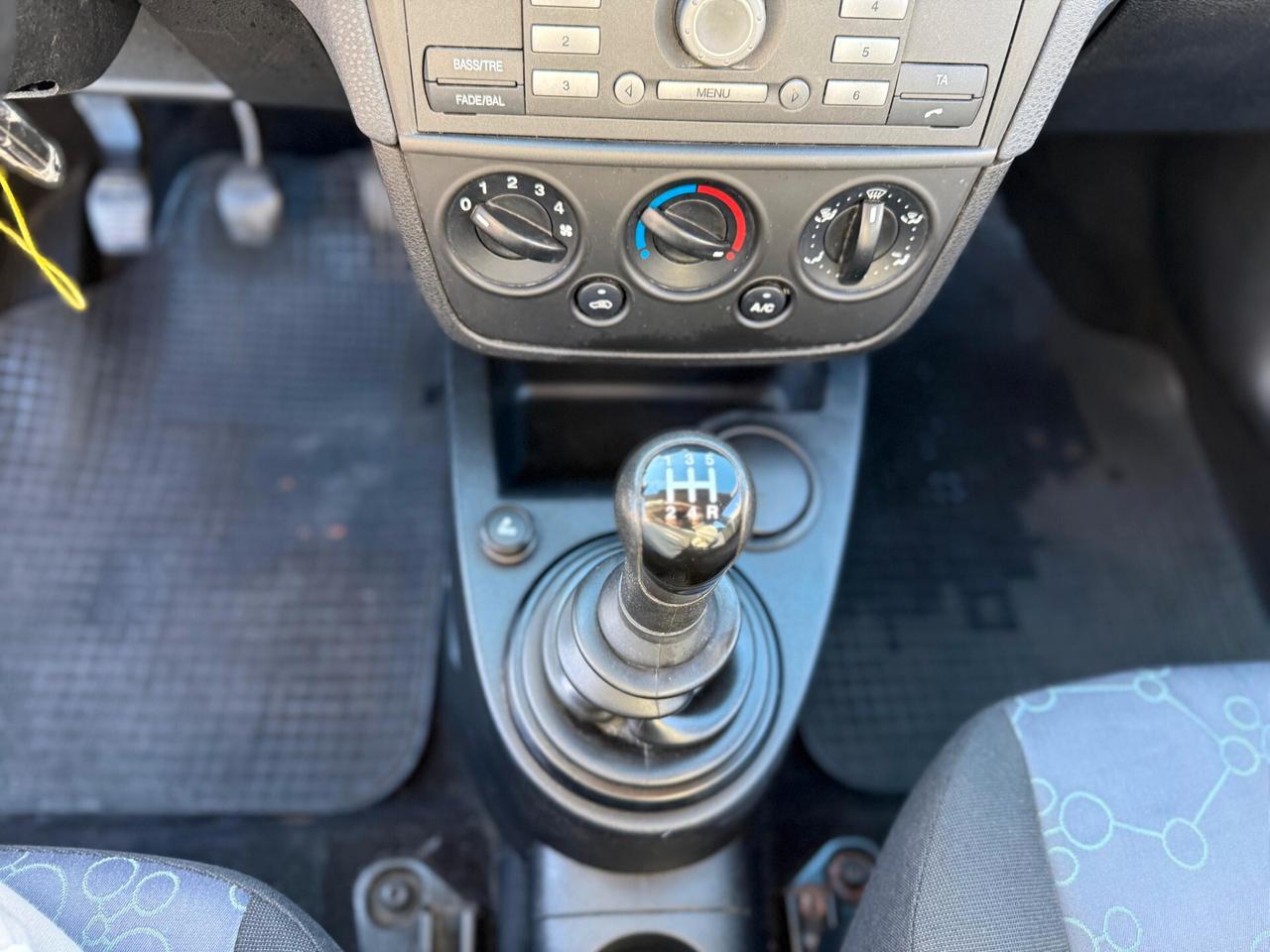 Ford Fiesta 1.4 TDCi 5p. Ghia