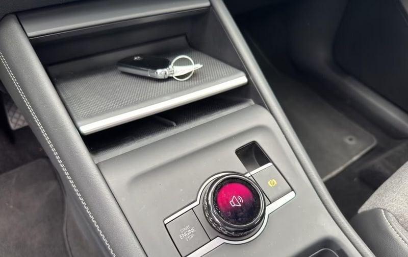 Volkswagen Tiguan Tiguan 2.0 TDI 150 CV DSG Life Cockpit Camera 18"