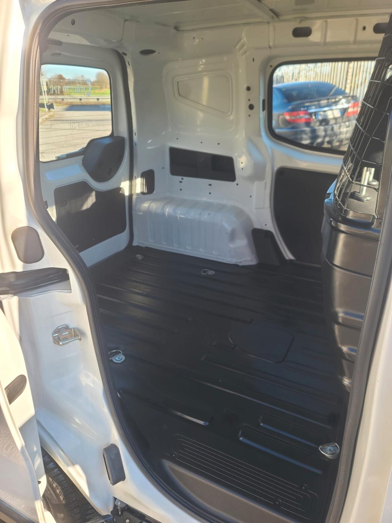 Fiat Fiorino 1.3 MJT 95CV Cargo 70.000KM