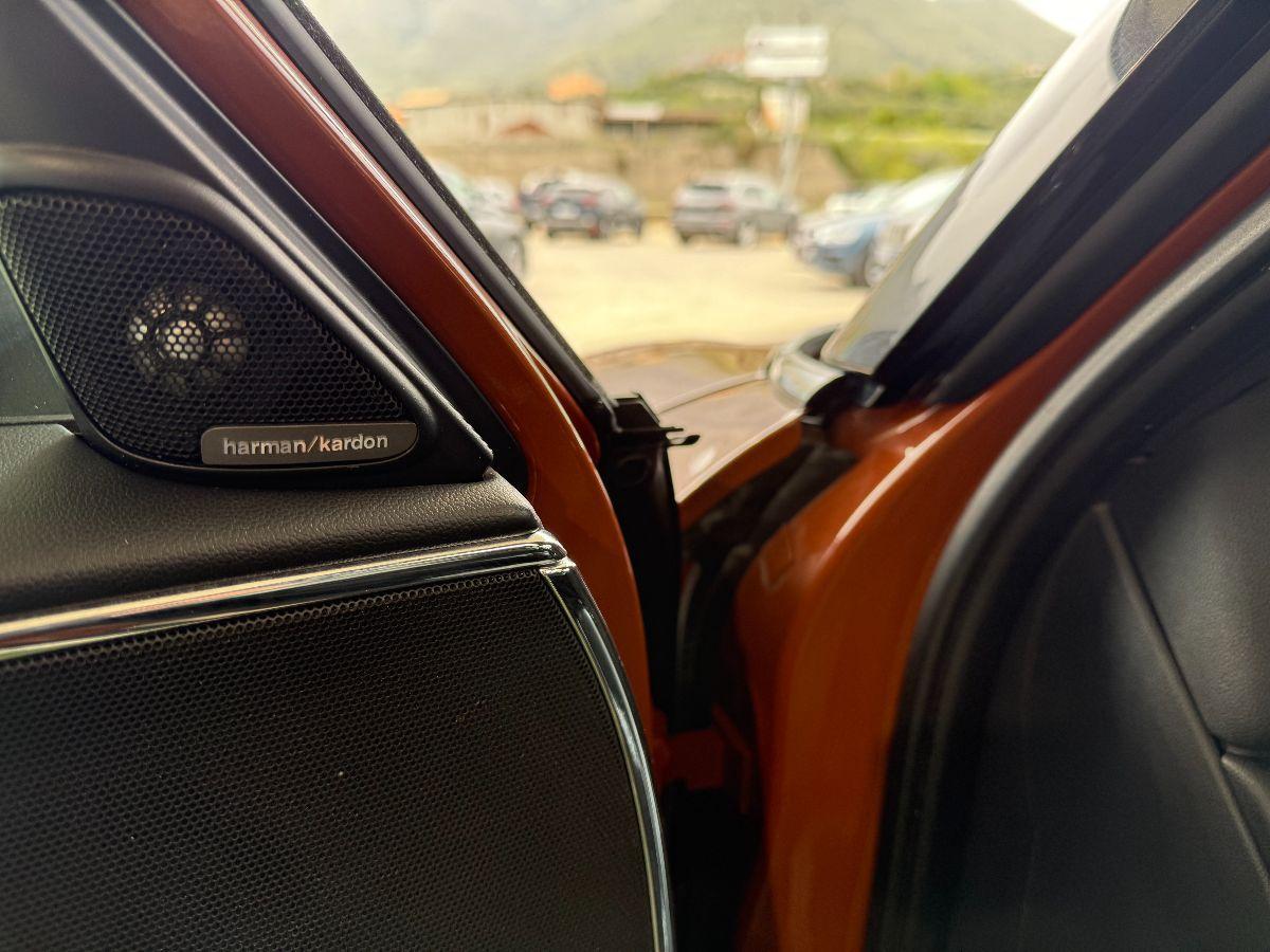 MINI - Countryman Mini 2.0 Cooper D Hype