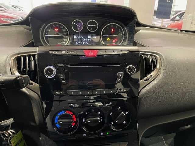Lancia Ypsilon 1.2 69 CV 5 porte Elefantino