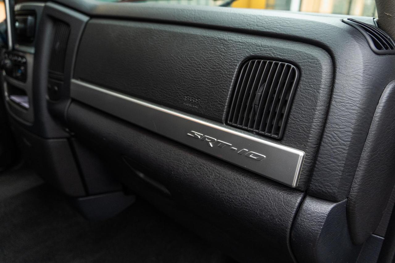 Dodge RAM 8.3 SRT-10 - V10 VIPER POWERED 507CV – IVA ESPOSTA