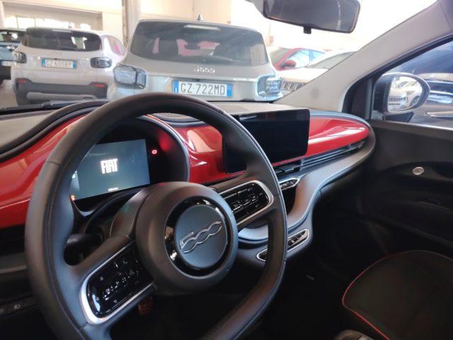 FIAT 500e Berlina 42 kWh Red