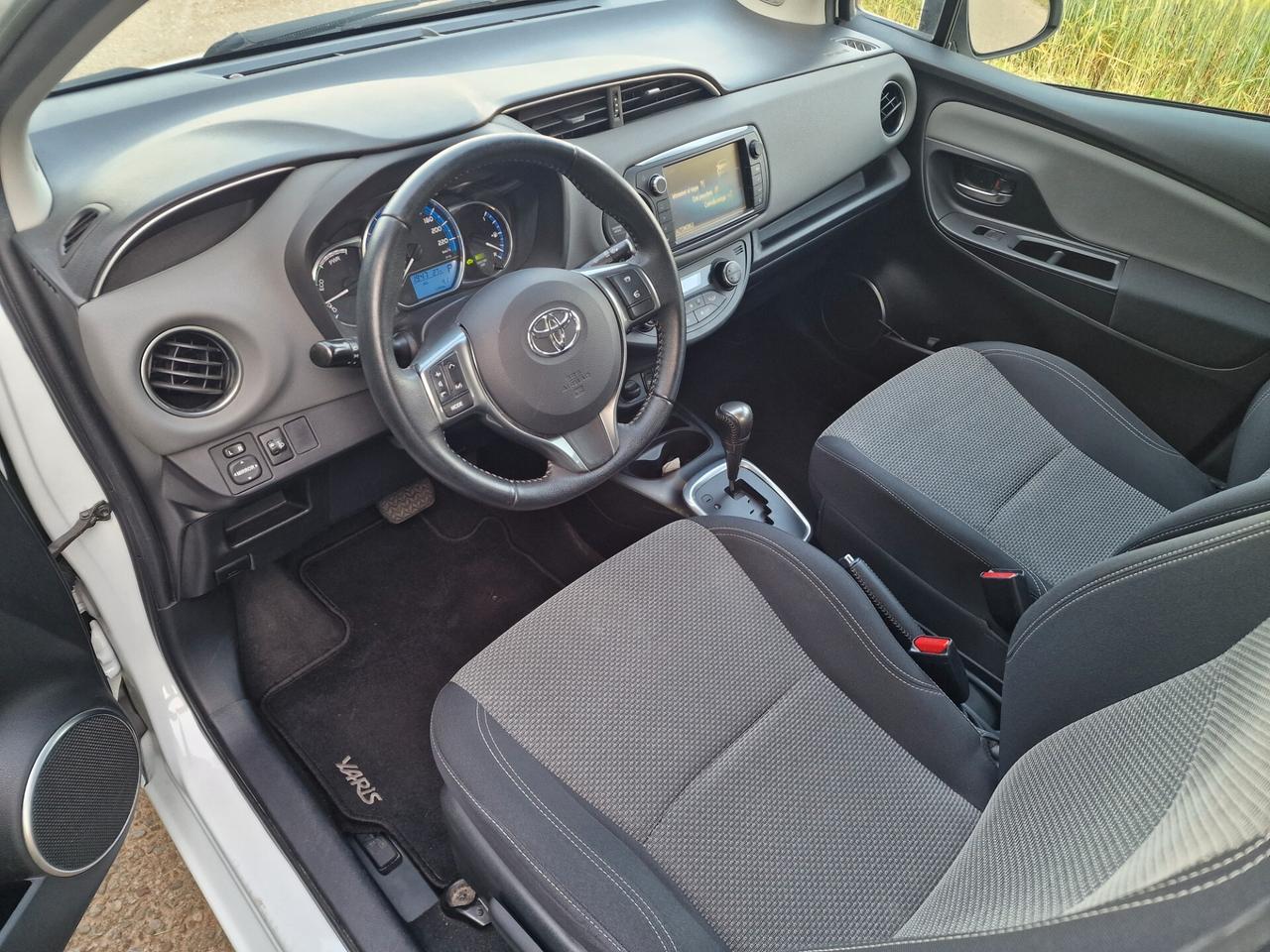 Toyota Yaris 1.5 Hybrid 5p