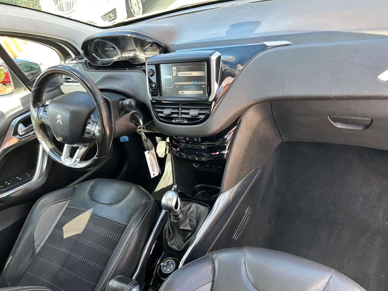 Peugeot 2008 1.6 e-HDi 115 CV Stop&Start Allure