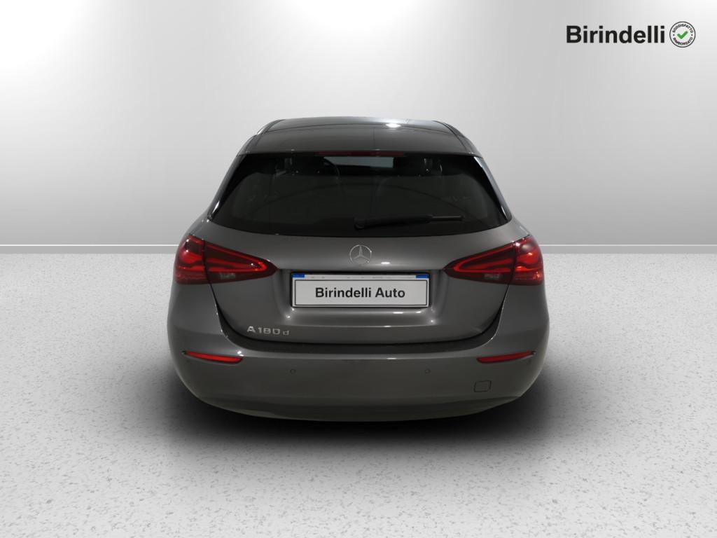 Mercedes-Benz Classe A (W177) - A 180 d Automatic Progressive Advanced