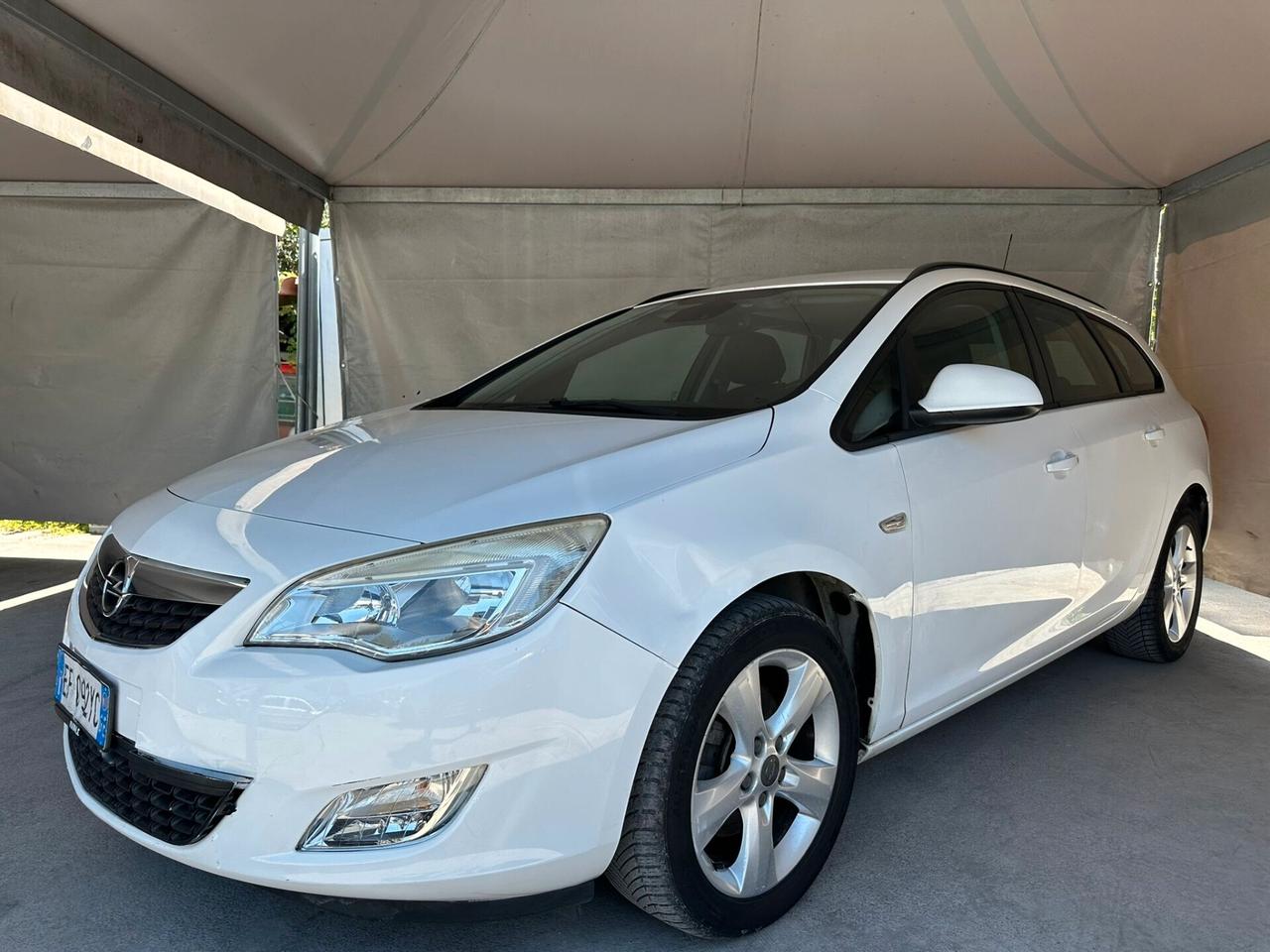 Opel Astra 1.7 CDTI 110CV Sports Tourer Cosmo