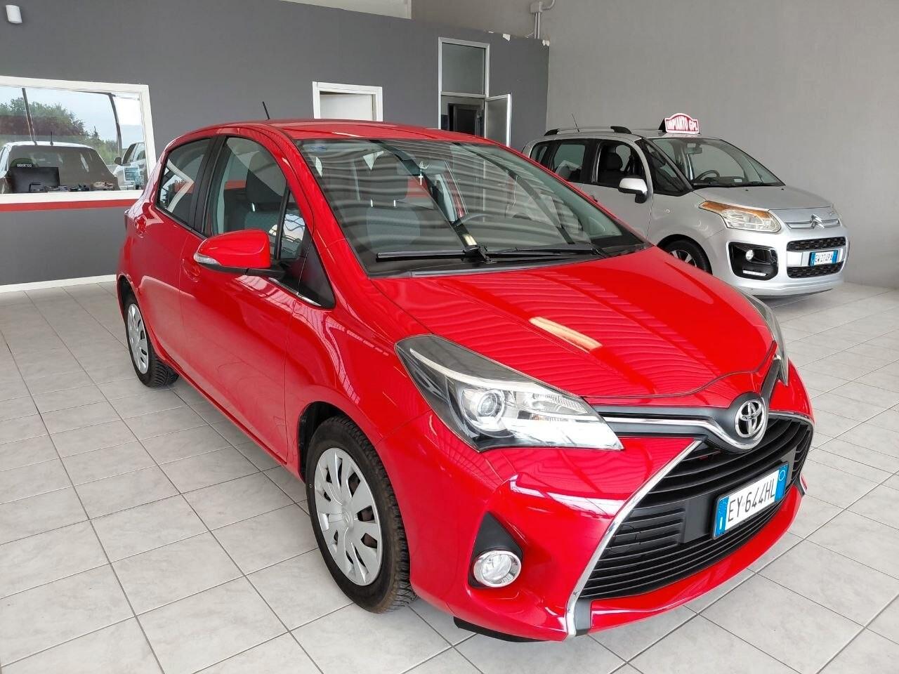 Toyota Yaris 1.0 5 porte Lounge KM 56.600