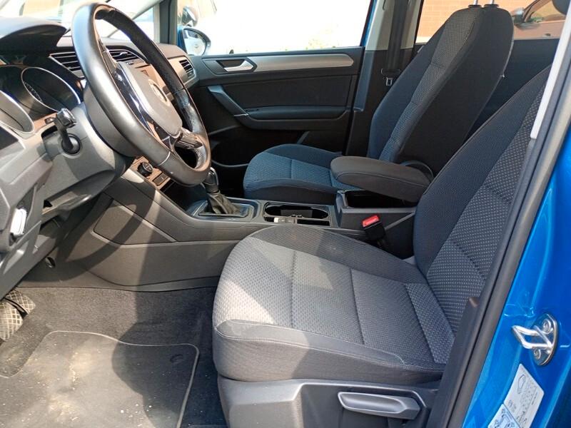 Volkswagen Touran 2.0 TDI 150 CV DSG 7 POSTI PROMOZIONE