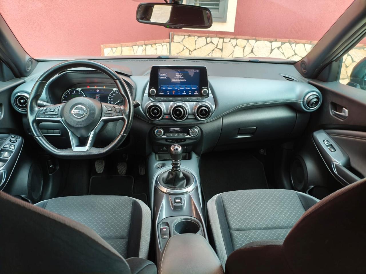 Nissan Juke 1.0 DIG-T 114 CV N-Connecta