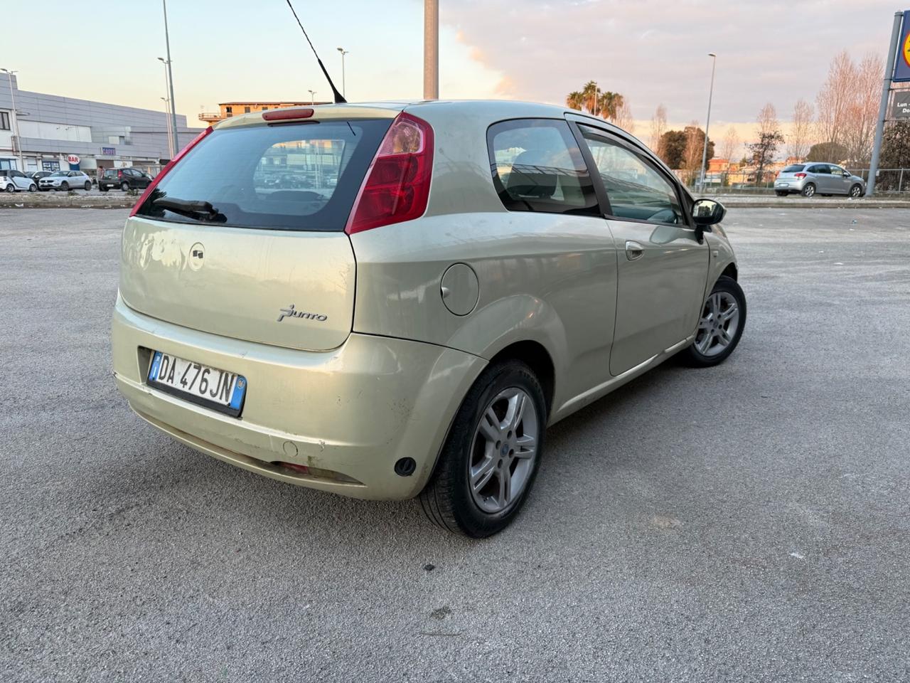 Fiat Grande Punto Grande Punto 1.4 3 porte Dynamic