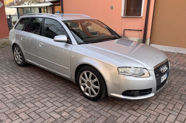 Audi A4 2.0 Tdi S-Line Perfetta