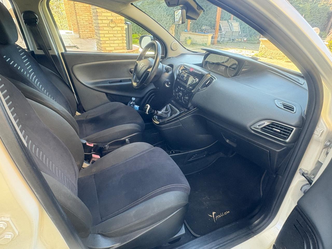 Lancia Ypsilon 1.3 MJT 16V 95 CV 5 porte S&S Gold