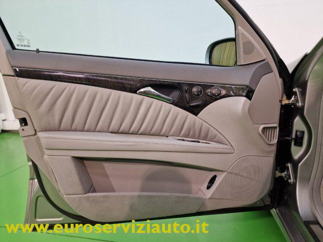 MERCEDES-BENZ E 320 cat Avantgarde