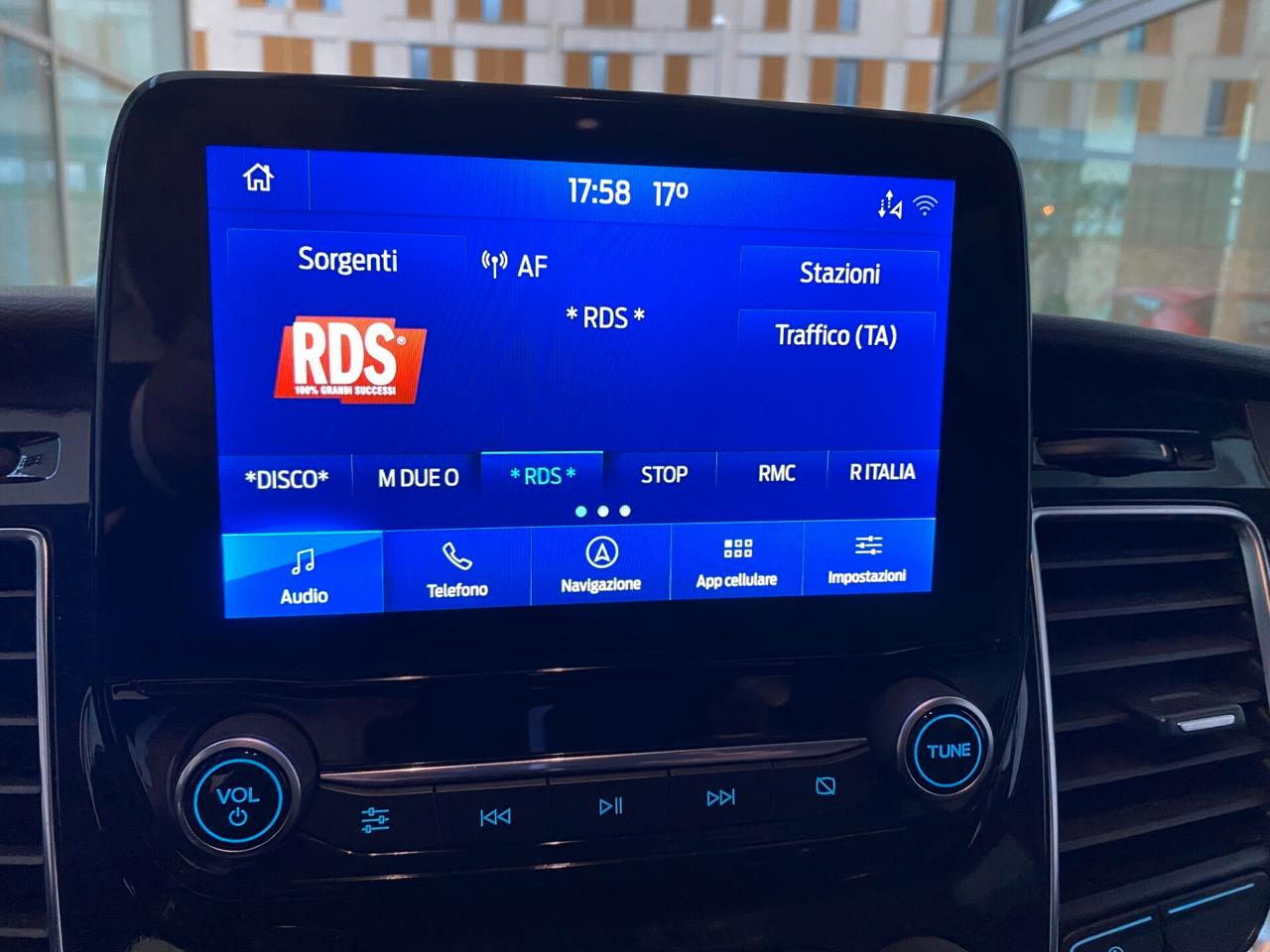 FORD TOURNEO CUSTOM 320 2.0 EcoBlue 130CV Aut. PC