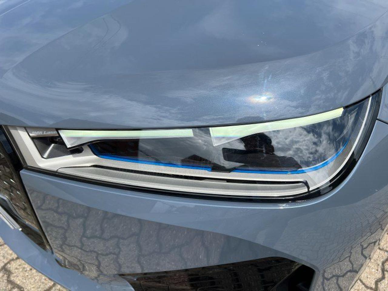 BMW iX xDrive50 Pacchetto Sportivo