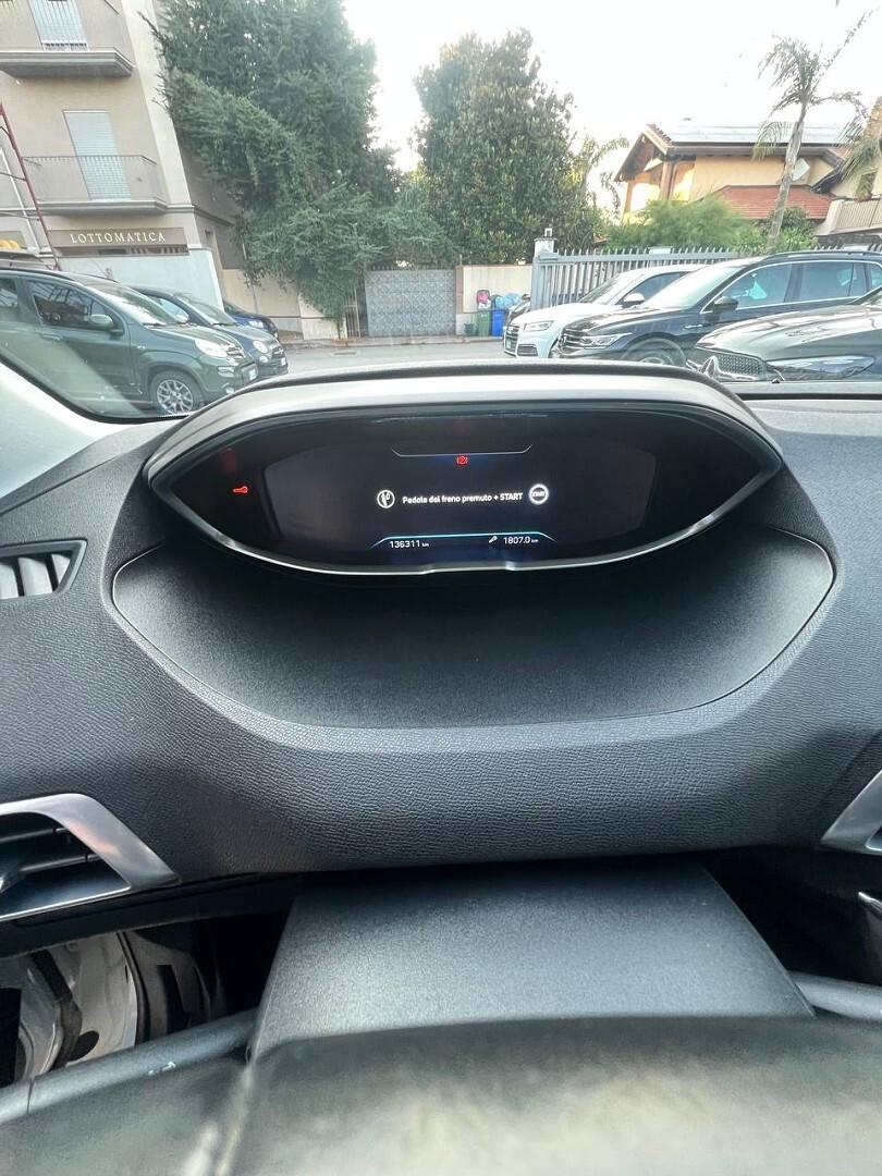 PEUGEOT 3008 BlueHDI 120 SeS EAT6 GT LINE