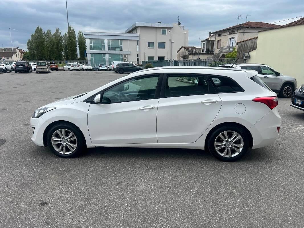 Hyundai i30 Station Wagon I30 wagon 1.6 crdi Comfort 110cv