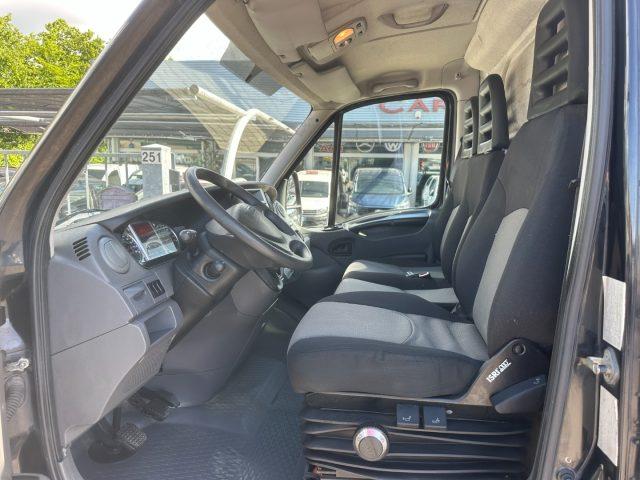 IVECO Daily 35S14 L2-H2 3.0 140CV Furgone