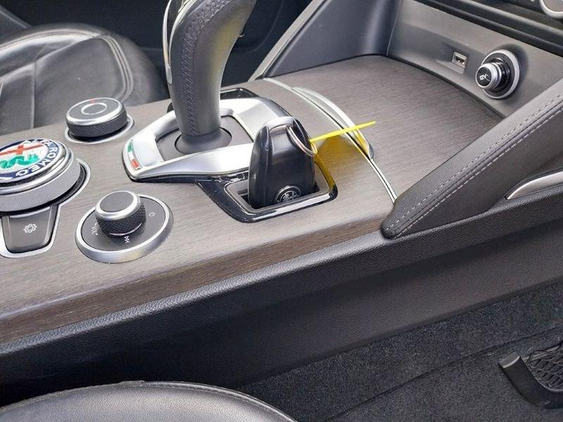 Alfa Romeo Stelvio 2020 2.2 Turbo 210cv Ti Q4 AT8
