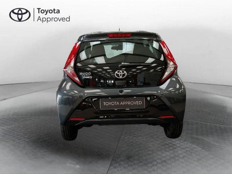 Toyota Aygo Aygo Connect 1.0 VVT-i 72 CV 5 porte x-play