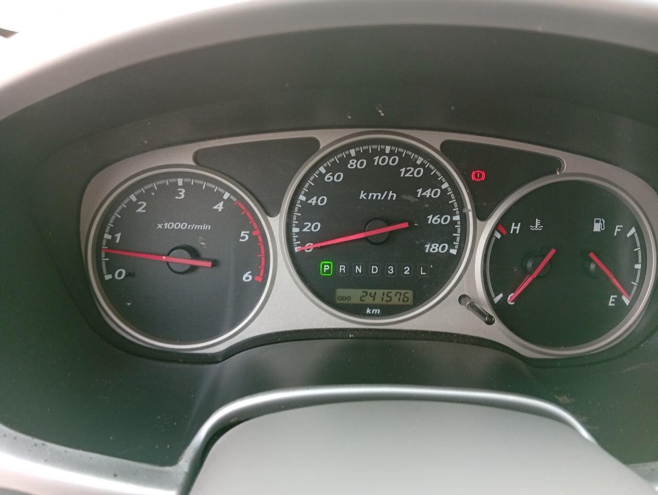 Isuzu D-Max 3.0 TD cat Space Cab 4WD Pick-up LS