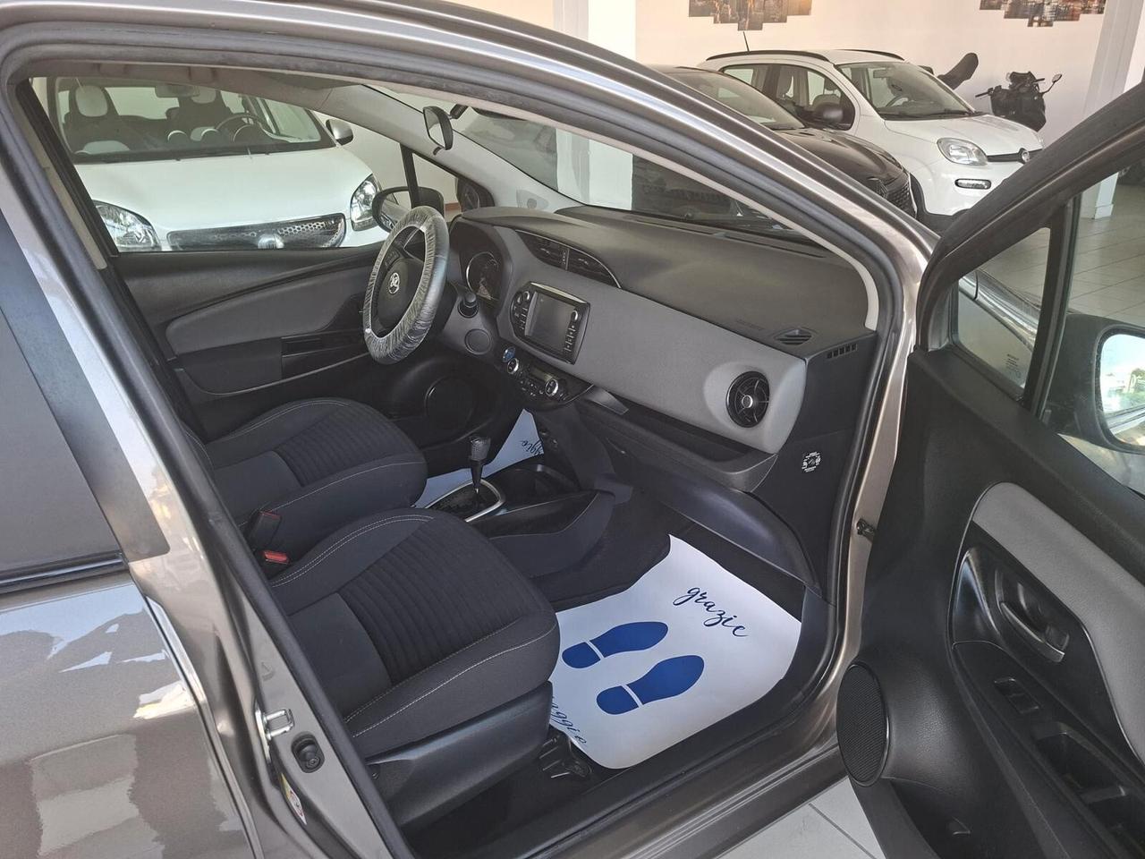 Toyota Yaris 1.5 Hybrid 5 porte Active