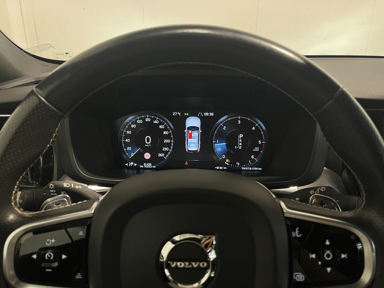 VOLVO XC60 2.0 D5 R-DESIGN AWD GEARTRONIC