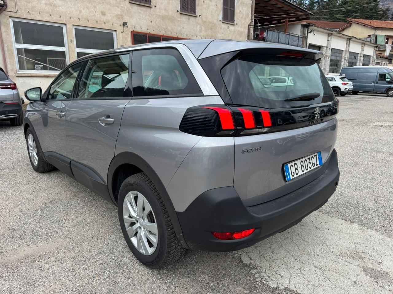 Peugeot 5008 7 POSTI – GARANZIA 12 MESI TAGLIANDATA PERFETTA PER FAMIGLIA