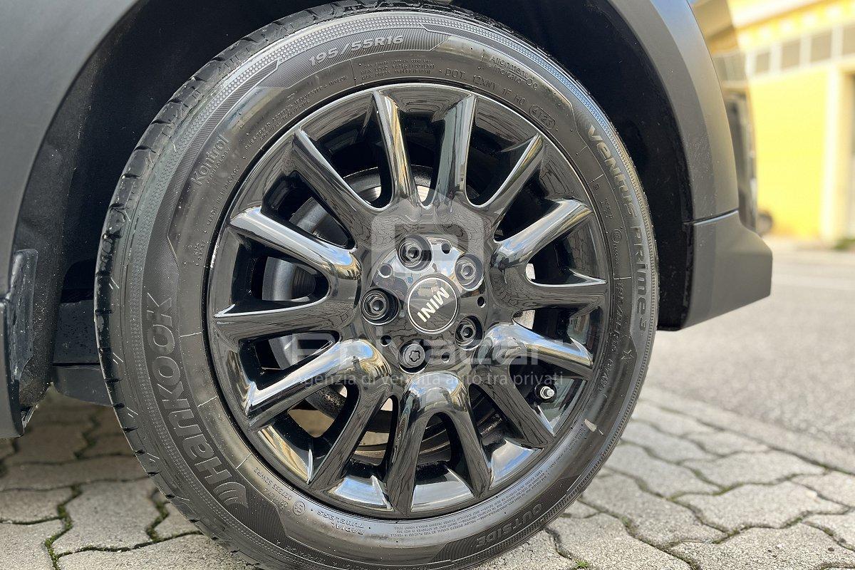 MINI Mini 1.5 Cooper Essential 5 porte