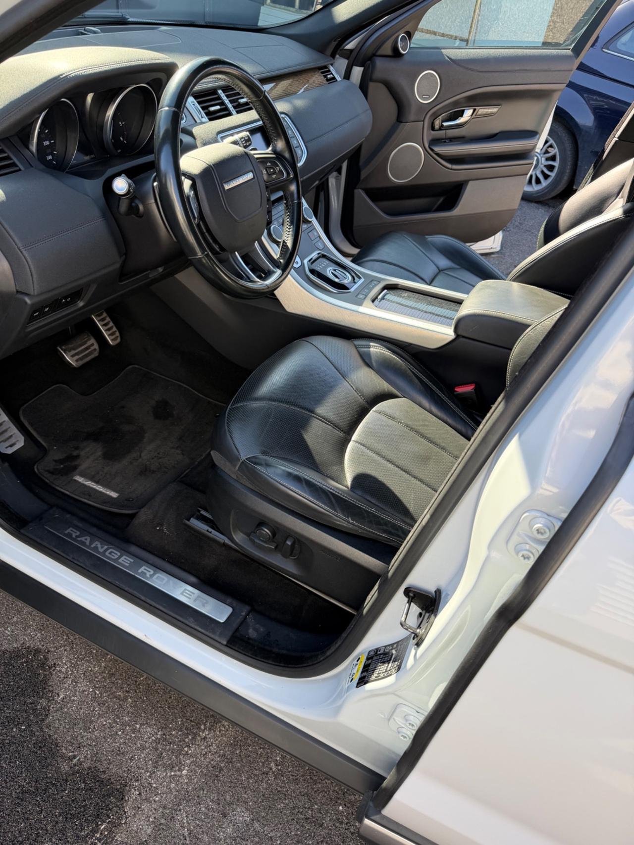 Land Rover Range Evoque 2.0 TD4 180 CV 5p. Autobiography