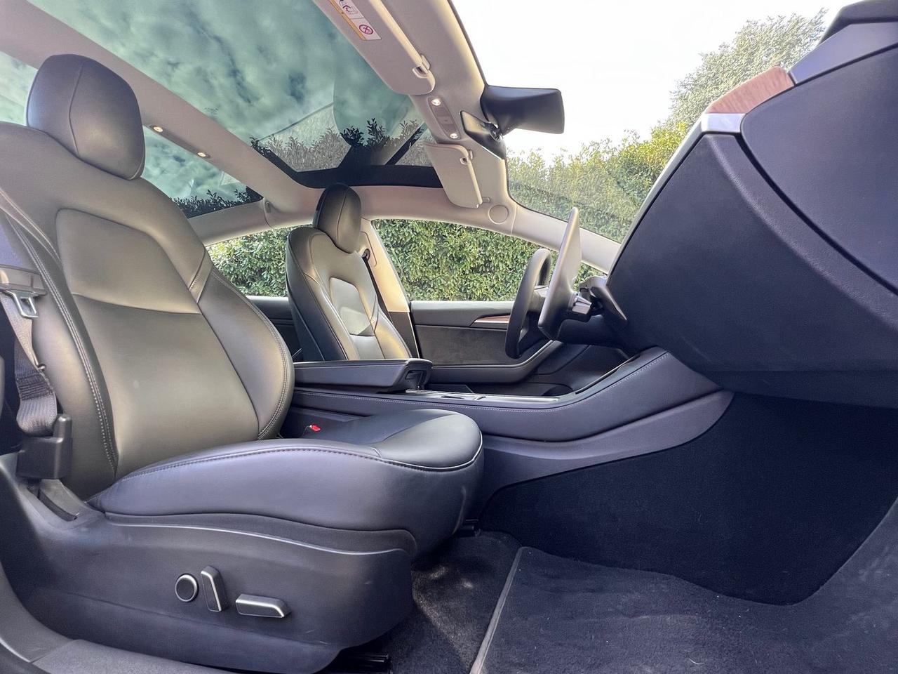 Tesla Model 3 -- Standard Range Plus #7952