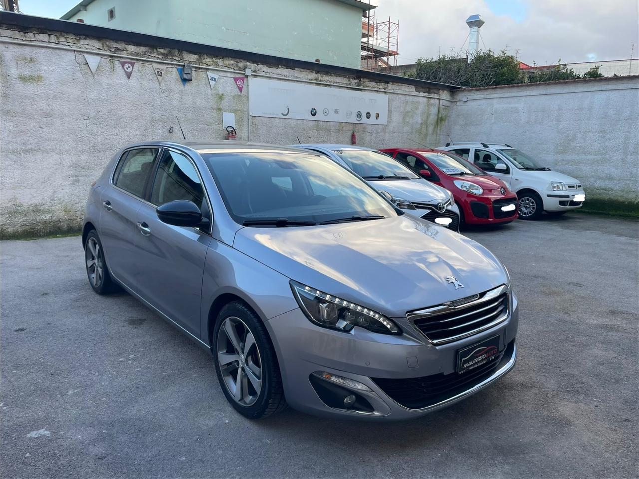 Peugeot 308 1.6 e-HDi 115 CV Stop&Start Allure Full dal nord Italia