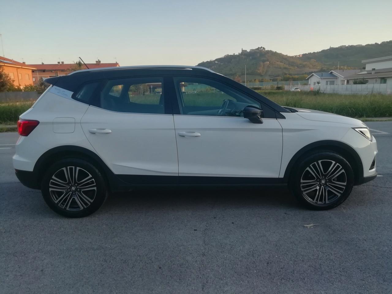 Seat Arona 1.0 TGI XCELLENCE "Fari LED"