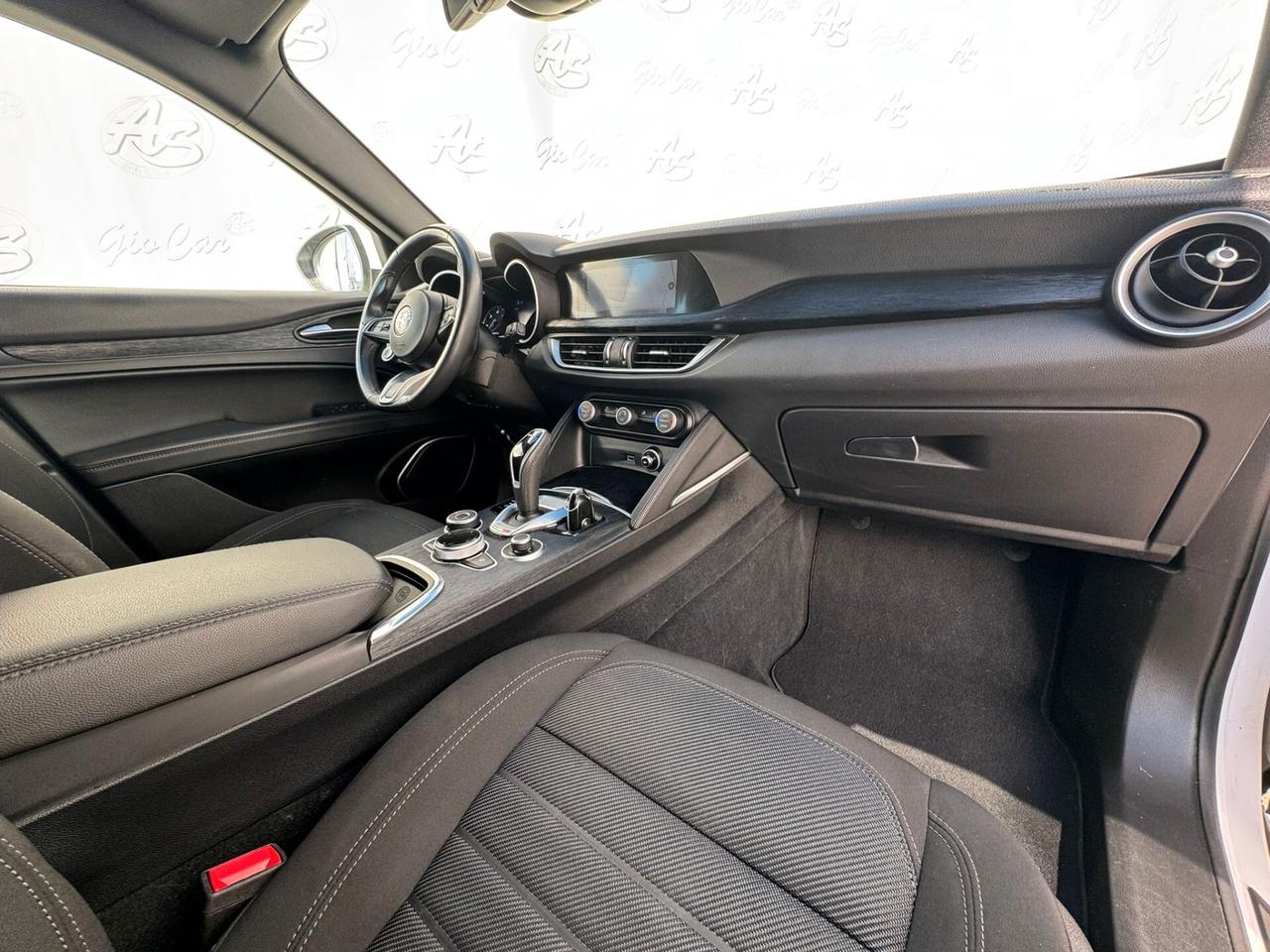 Alfa Romeo Stelvio 2.2 Turbodiesel 190 CV AT8 RWD Business