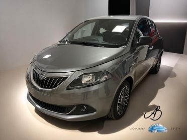 Lancia Ypsilon 1.0 FireFly 5 porte S&S Hybrid Platino