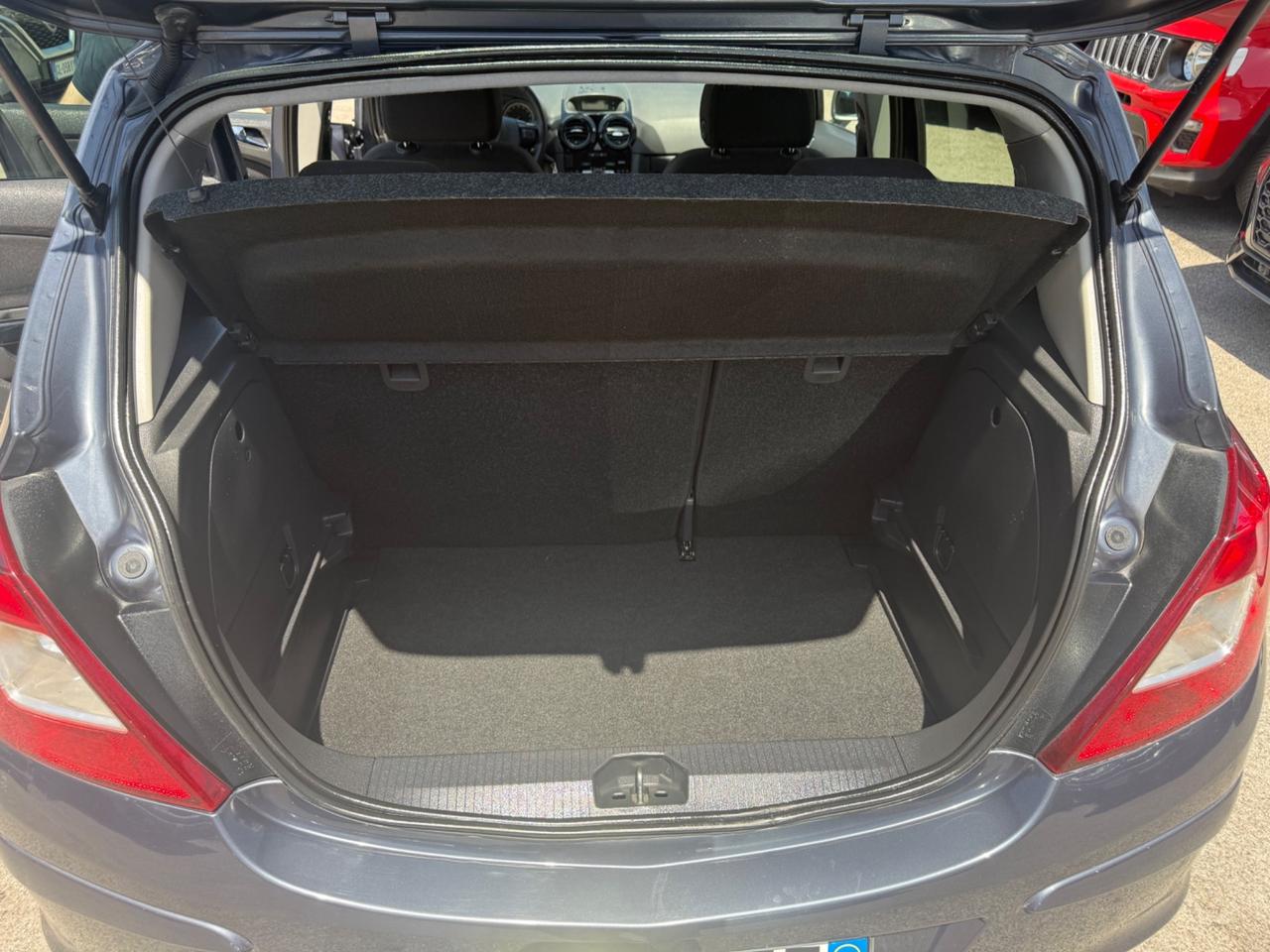 Opel Corsa 1.2 5 porte Elective 90.000 KM NUOVA