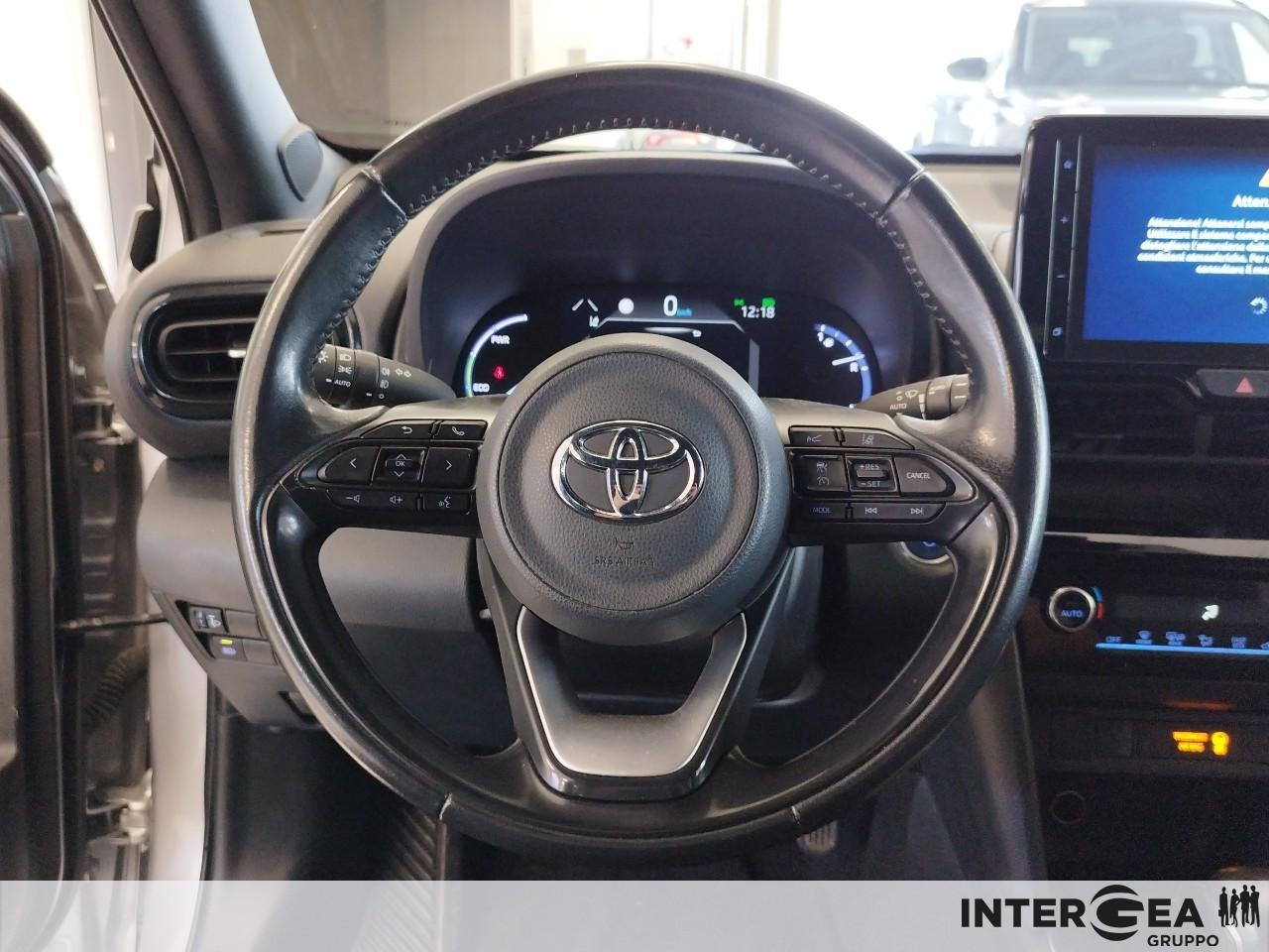 TOYOTA Yaris Cross 1.5h Trend awd-i 116cv e-cvt