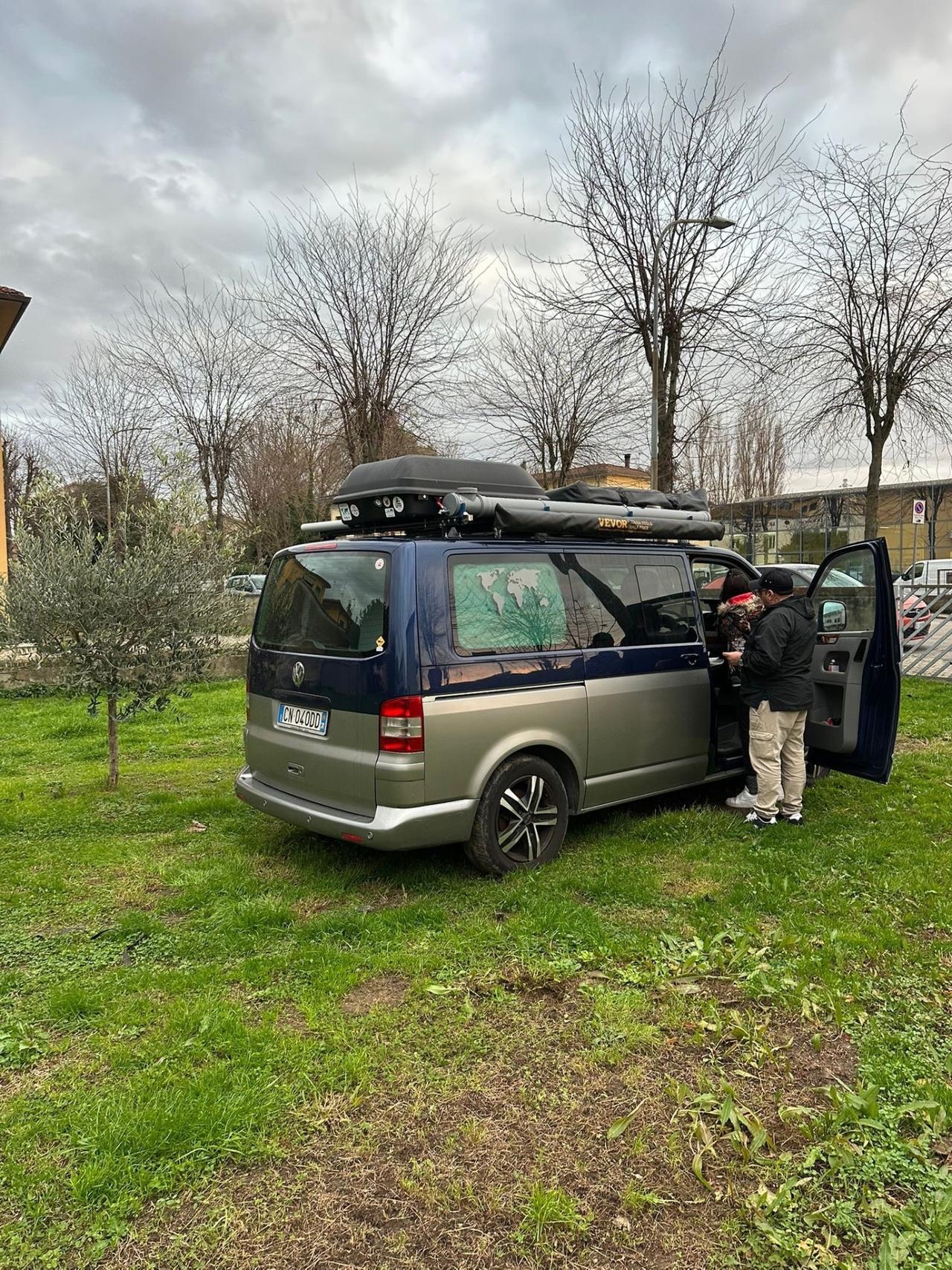 Volkswagen Multivan 2.5 TDI/174CV Trendline