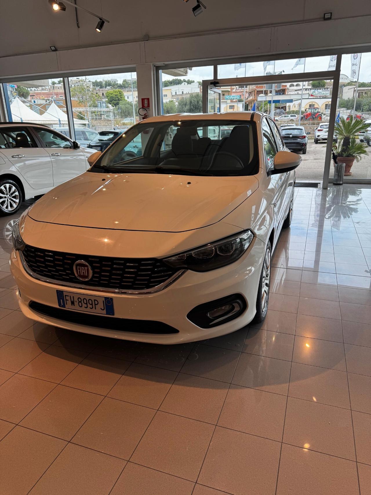 Fiat Tipo 1.6 Mjt 4 porte Easy